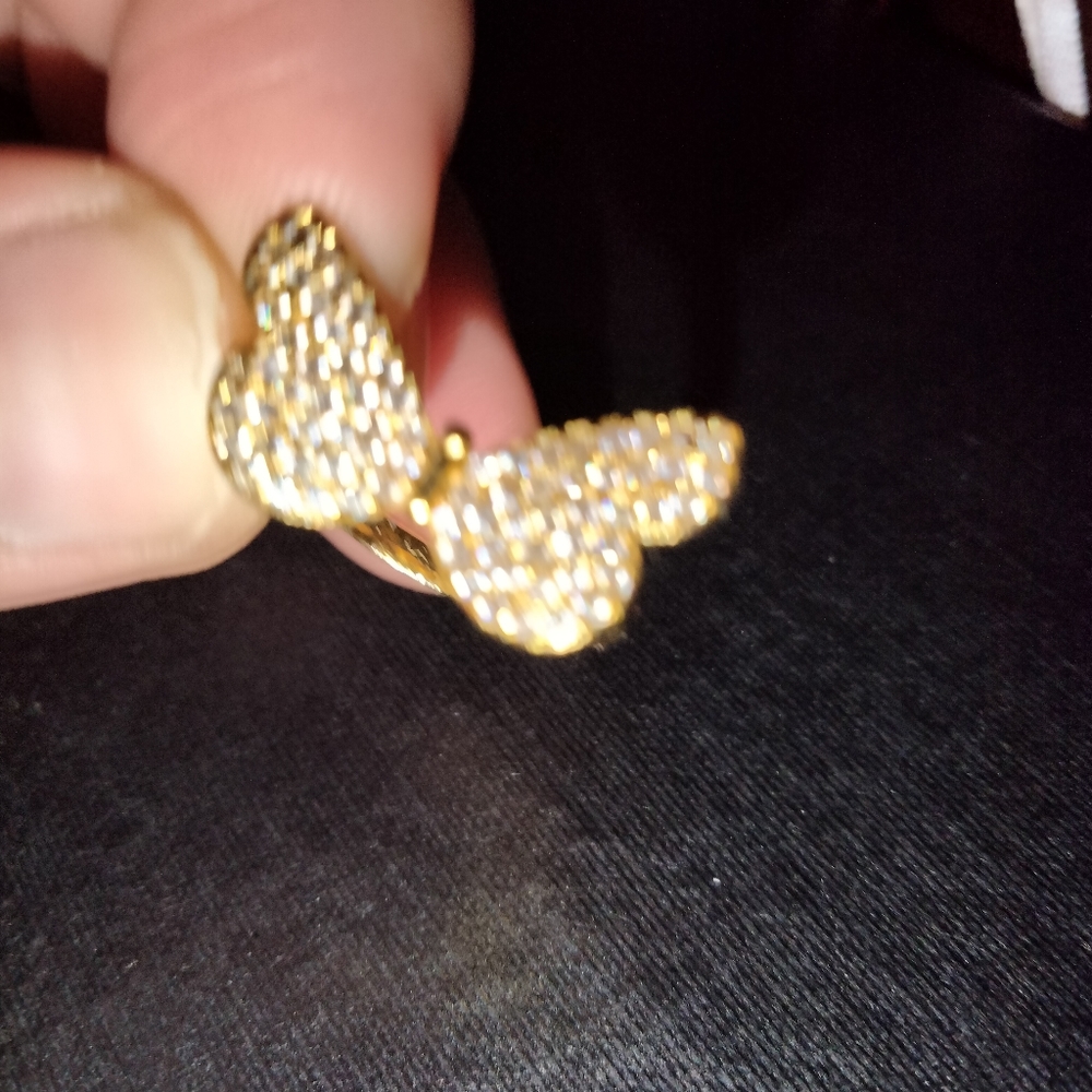 A gold Butterfly Ring 💍 size 7 china jewelry